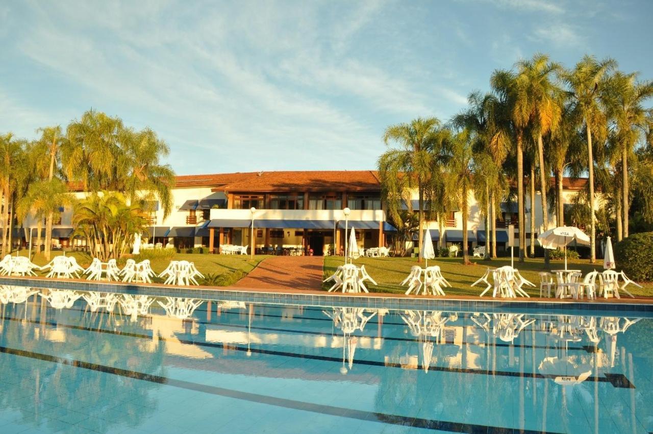 Hotel Peninsula Аваре Экстерьер фото